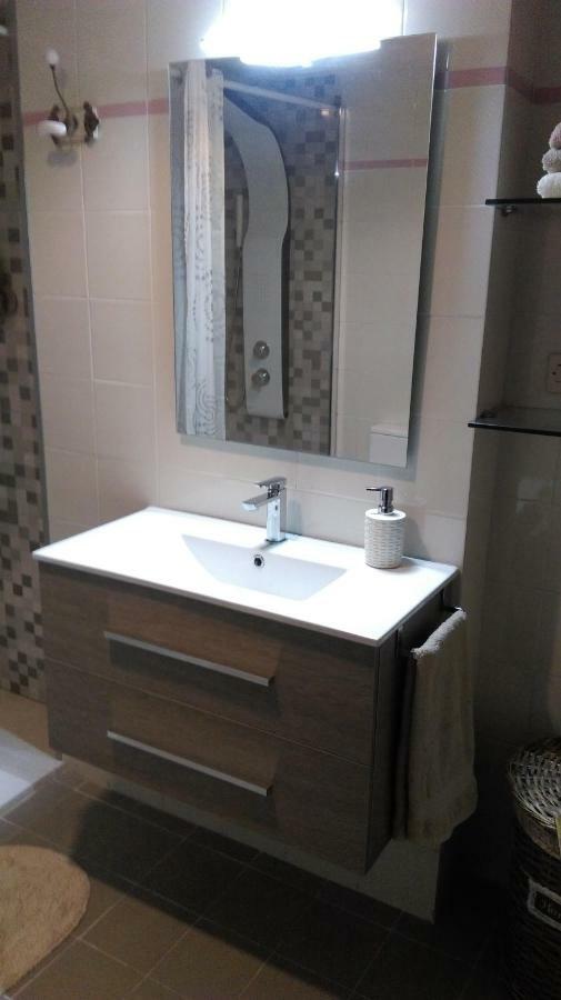Apartmán Apartamento Araceli Proximo A Clinica Oftalmologica Fdez Vega Oviedo Exteriér fotografie